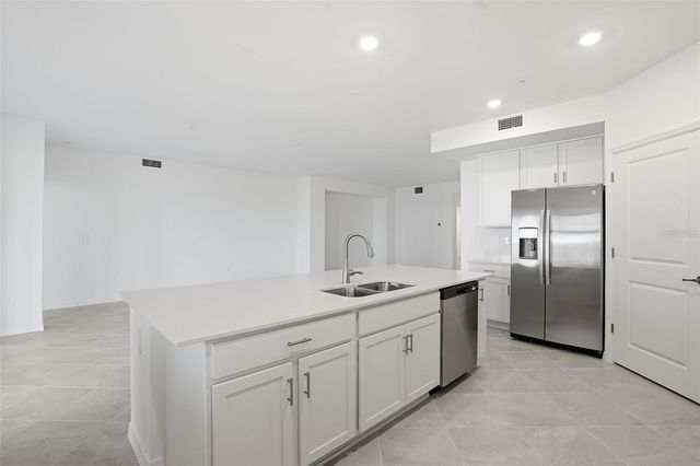 5628 SUMMIT POINTE CIRCLE 101, Bradenton, FL 34210