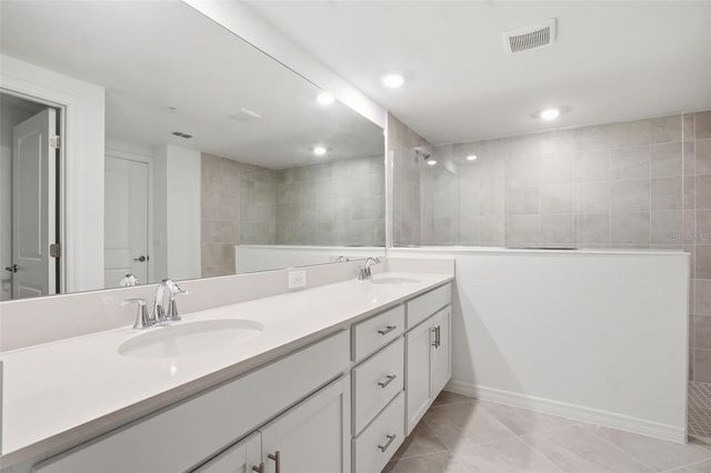 5628 SUMMIT POINTE CIRCLE 101, Bradenton, FL 34210