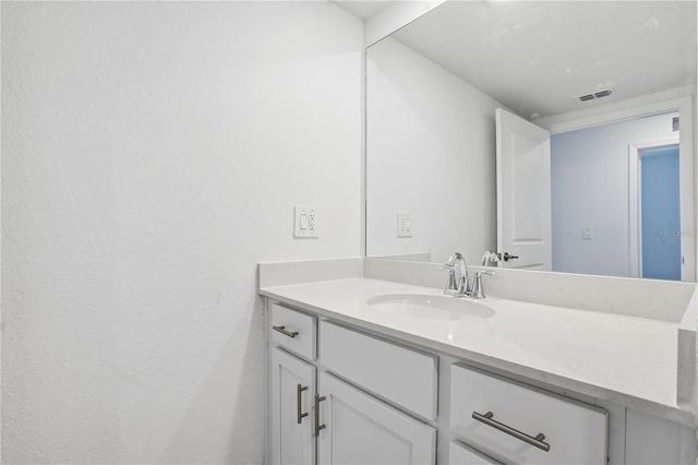 5628 SUMMIT POINTE CIRCLE 101, Bradenton, FL 34210