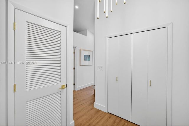 3848 Atlanta St, Hollywood, FL 33021
