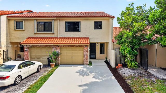 3848 Atlanta St, Hollywood, FL 33021