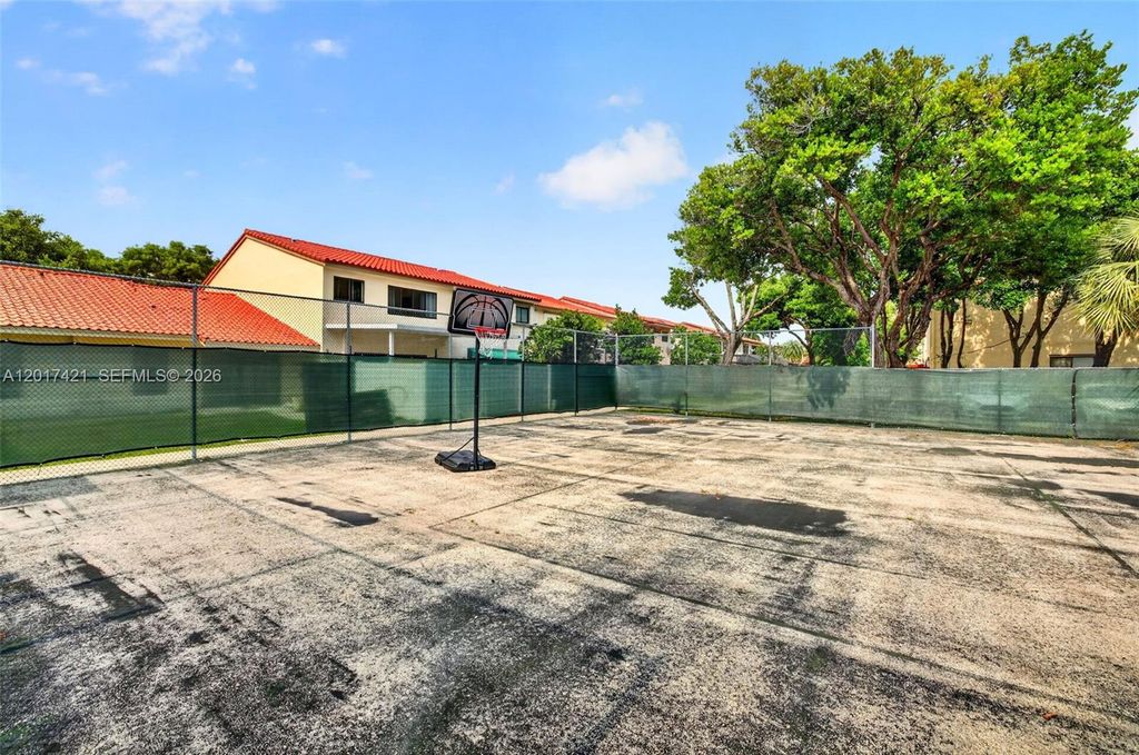 Image 62 of property listing at 3848 Atlanta St, Hollywood, FL 33021