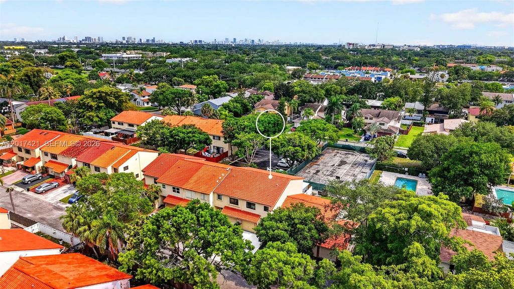 Image 67 of property listing at 3848 Atlanta St, Hollywood, FL 33021
