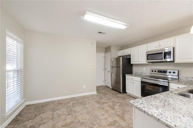 3634 Sunset Hollow Drive, High Point, NC 27265