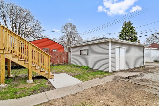 9305 S Homan Avenue 1, Evergreen Park, IL 60805