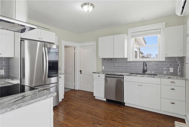 49 Harcourt Avenue, Pawtucket, RI 02861