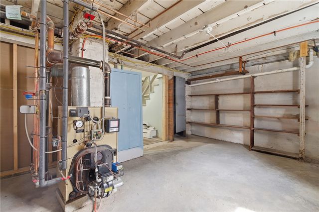 49 Harcourt Avenue, Pawtucket, RI 02861