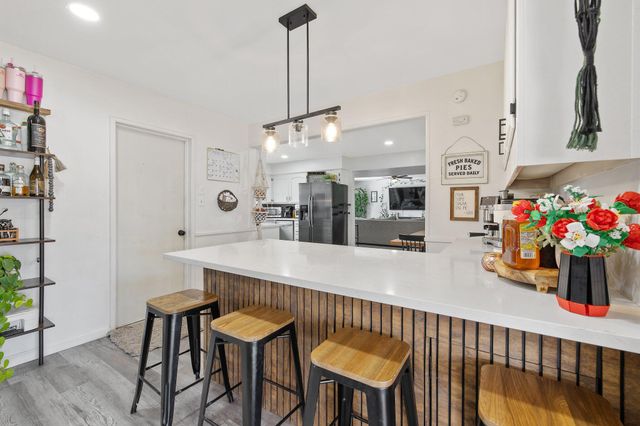 3746 W Cambridge Avenue, Visalia, CA 93277