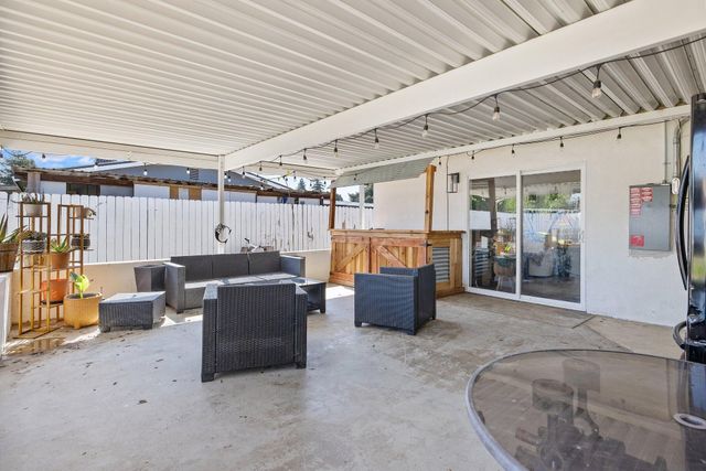 3746 W Cambridge Avenue, Visalia, CA 93277