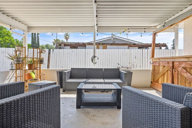 3746 W Cambridge Avenue, Visalia, CA 93277