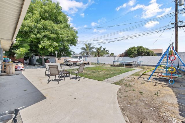 3746 W Cambridge Avenue, Visalia, CA 93277