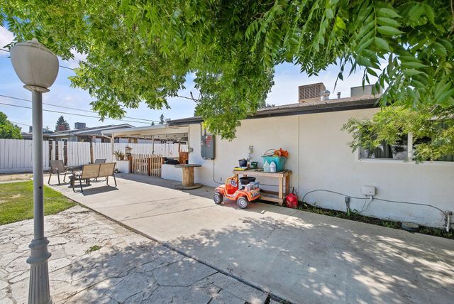 3746 W Cambridge Avenue, Visalia, CA 93277