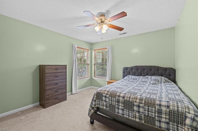 941 Painted Lady PL, Chesapeake, VA 23323