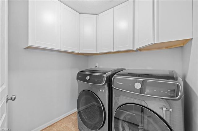 941 Painted Lady PL, Chesapeake, VA 23323