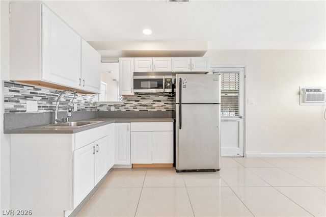 4301 Nolan Lane, Las Vegas, NV 89107