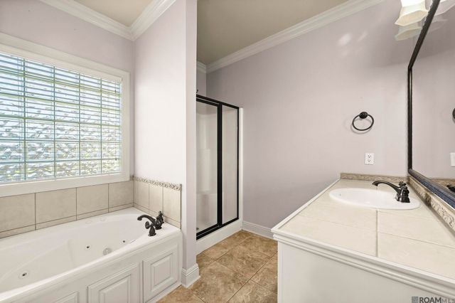 14082 West Creek Dr, Gonzales, LA 70737