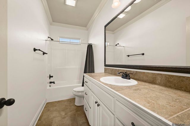 14082 West Creek Dr, Gonzales, LA 70737