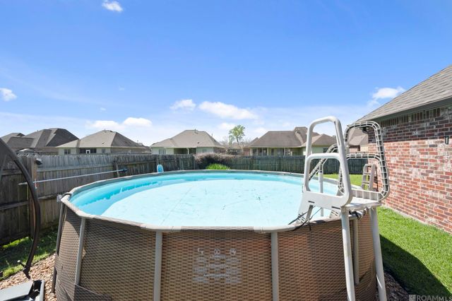 14082 West Creek Dr, Gonzales, LA 70737