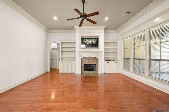 14082 West Creek Dr, Gonzales, LA 70737