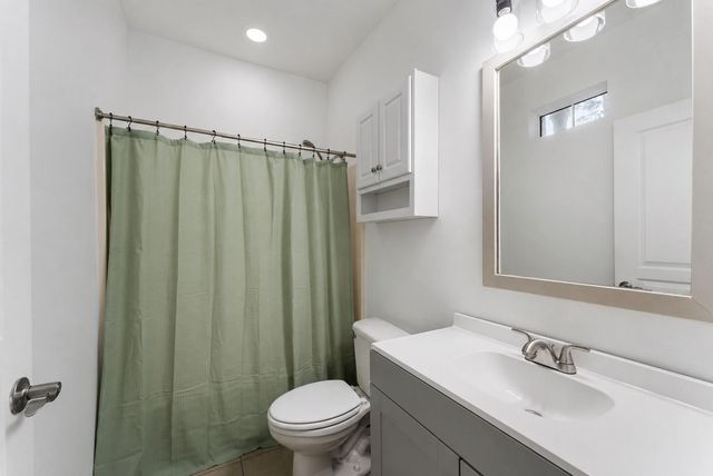 92 Tupelo Lane, Conroe, TX 77304