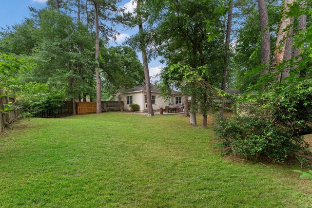 92 Tupelo Lane, Conroe, TX 77304