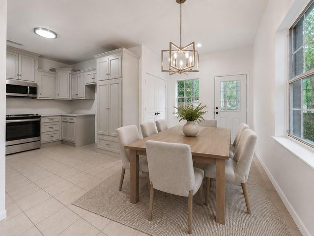 92 Tupelo Lane, Conroe, TX 77304