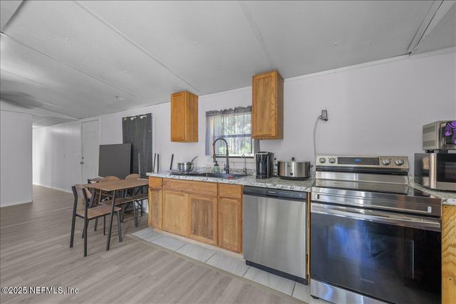 114 DURDEN Road, Interlachen, FL 32148