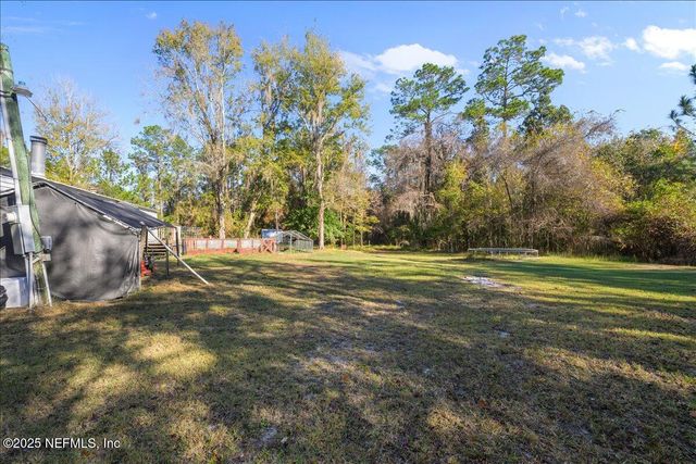 114 DURDEN Road, Interlachen, FL 32148