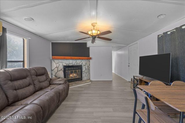 114 DURDEN Road, Interlachen, FL 32148