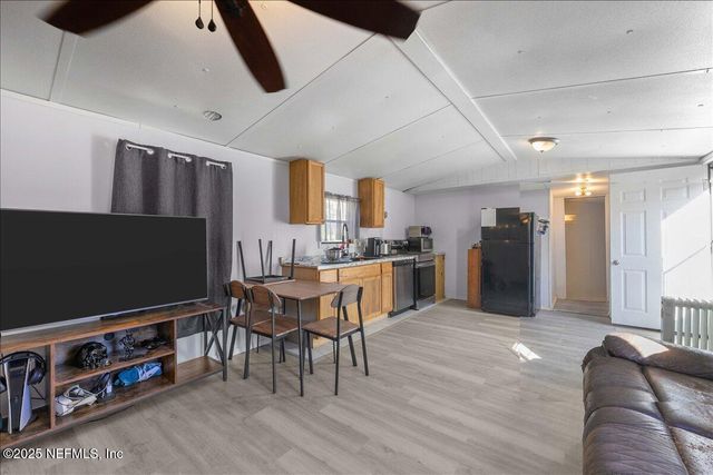 114 DURDEN Road, Interlachen, FL 32148