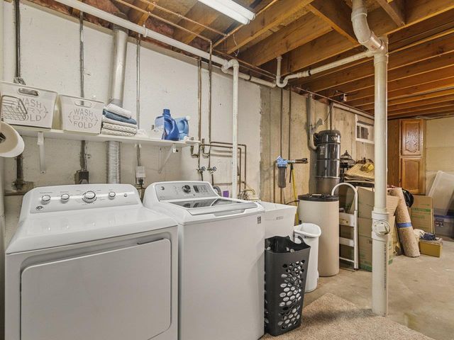 1816 Post Road, Beloit, WI 53511