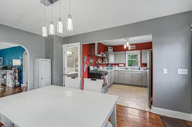 125 W Randolph Street, Lansing, MI 48906