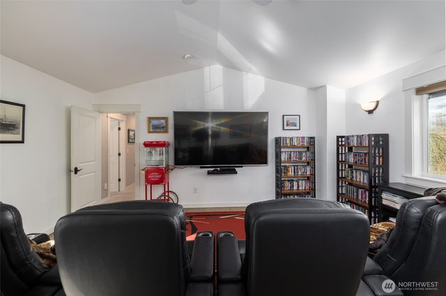 12625 6th Avenue NE, Tulalip, WA 98271