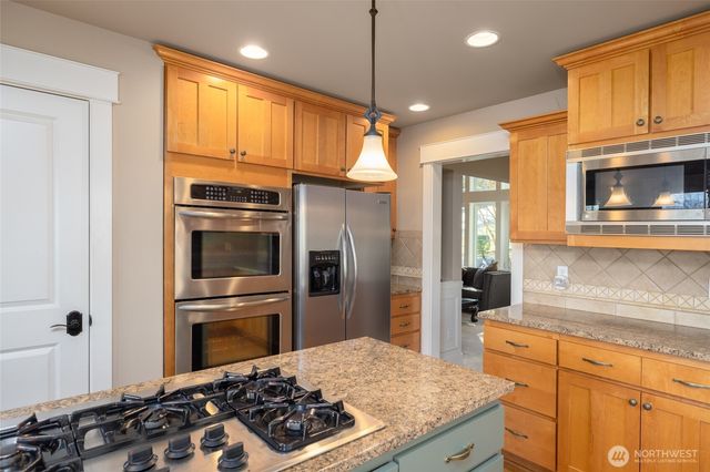 12625 6th Avenue NE, Tulalip, WA 98271