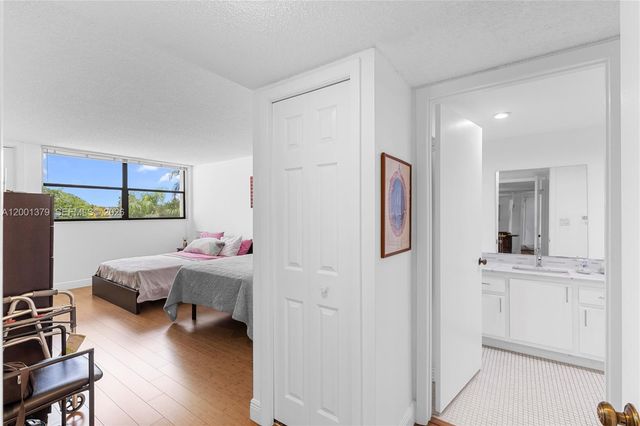 16251 Golf Club Road 311, Weston, FL 33326