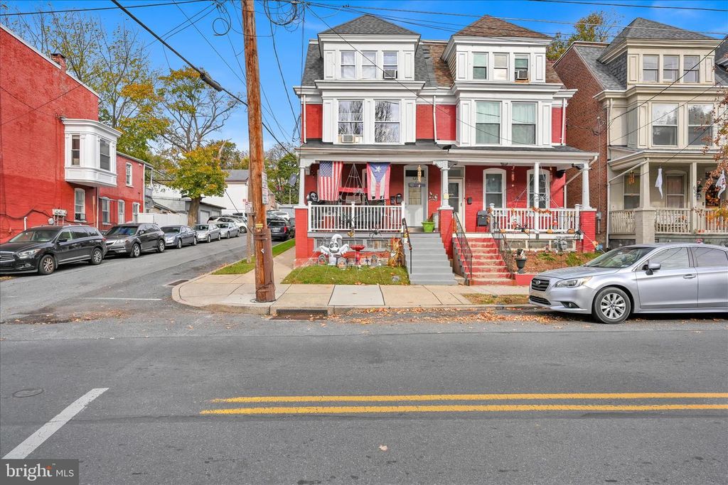 629 E END AVE, Lancaster, PA 17603