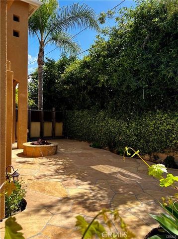 309 Cutter Way, Costa Mesa, CA 92627