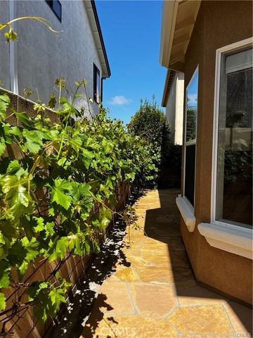 309 Cutter Way, Costa Mesa, CA 92627