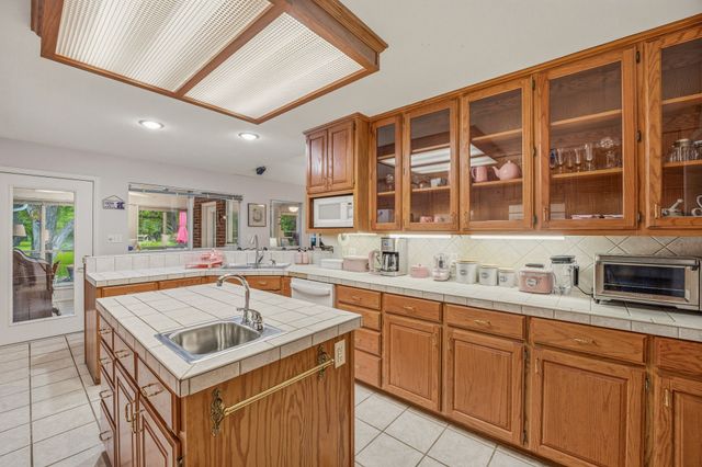 3741 County Road 2160, Iredell, TX 76649