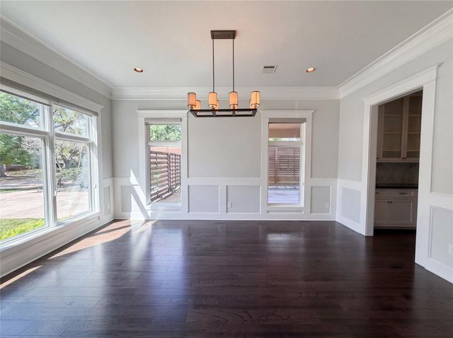 3910 Childress Street, Houston, TX 77005