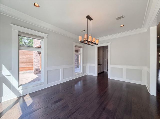 3910 Childress Street, Houston, TX 77005