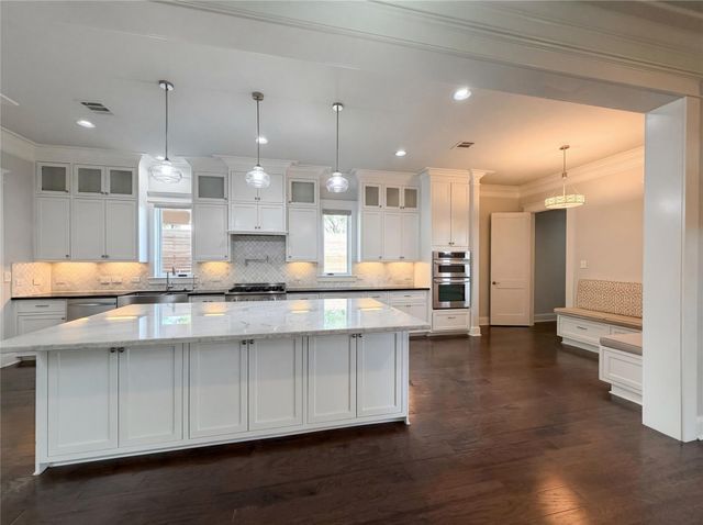 3910 Childress Street, Houston, TX 77005