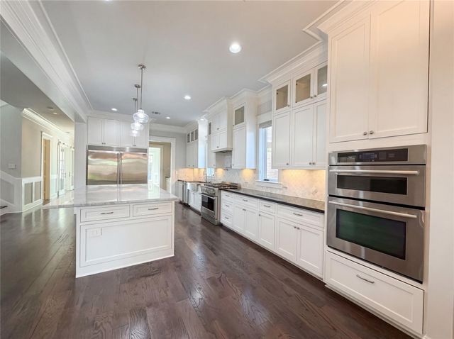 3910 Childress Street, Houston, TX 77005