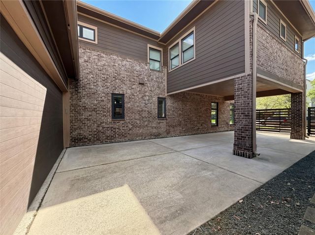 3910 Childress Street, Houston, TX 77005