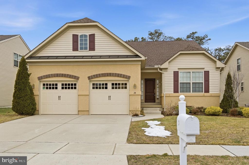 28 GAINSBORO DR, West Berlin, NJ 08091