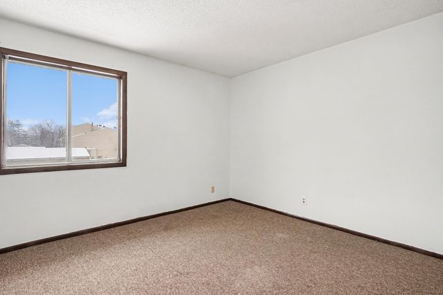 7922 Yates Avenue N, Brooklyn Park, MN 55443