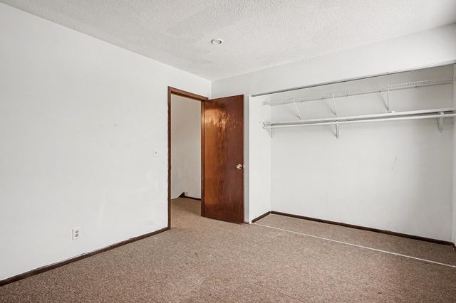 7922 Yates Avenue N, Brooklyn Park, MN 55443