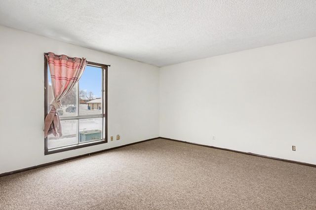 7922 Yates Avenue N, Brooklyn Park, MN 55443