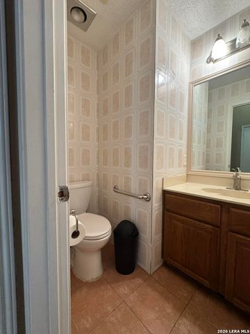 9122 Big Bethel, San Antonio, TX 78240