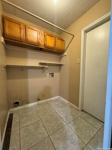 9122 Big Bethel, San Antonio, TX 78240